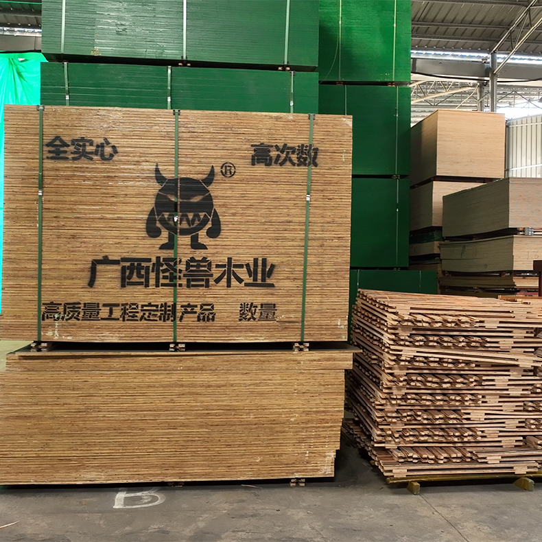 建筑木方桥梁木模板 红木板厂家怪兽木业 尺寸标准不变形