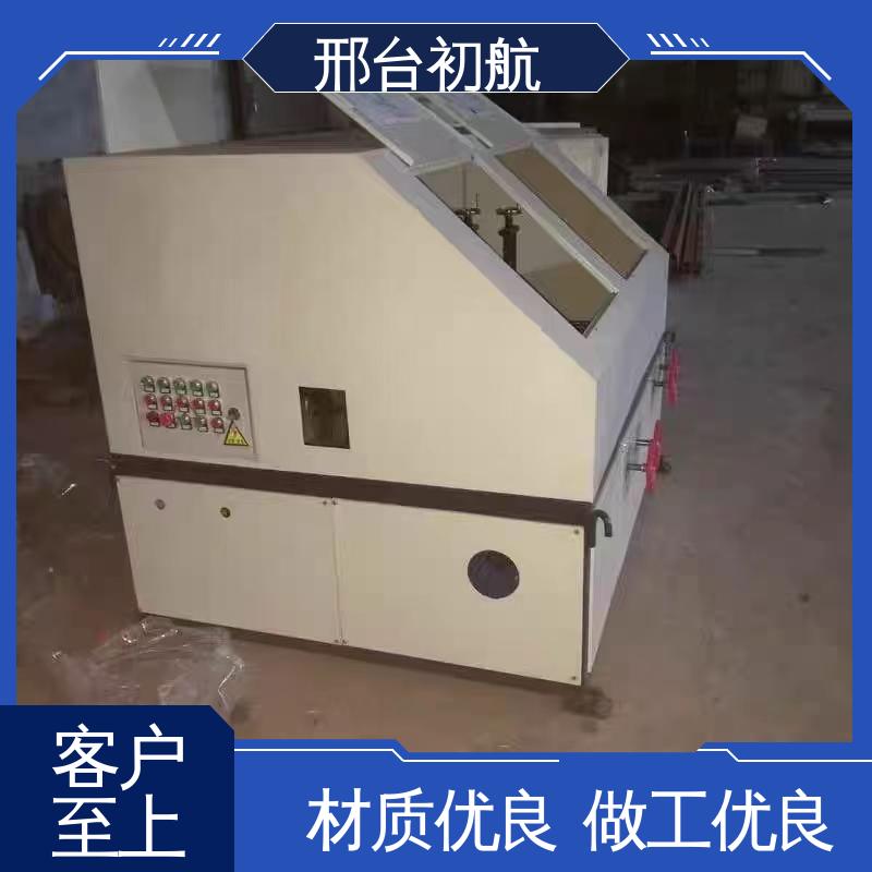 初航机械 除锈方管抛光机 拥有体积小 传动可靠 占地面小 操作简单 