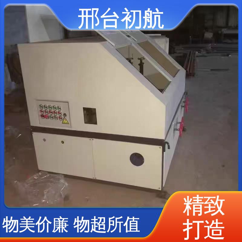 初航机械 占地面小 操作简单 拥有体积小 传动可靠 方管表面抛光机