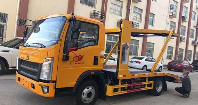 国六重汽豪沃二位板轿运车 潍柴130马力 宽体驾驶室