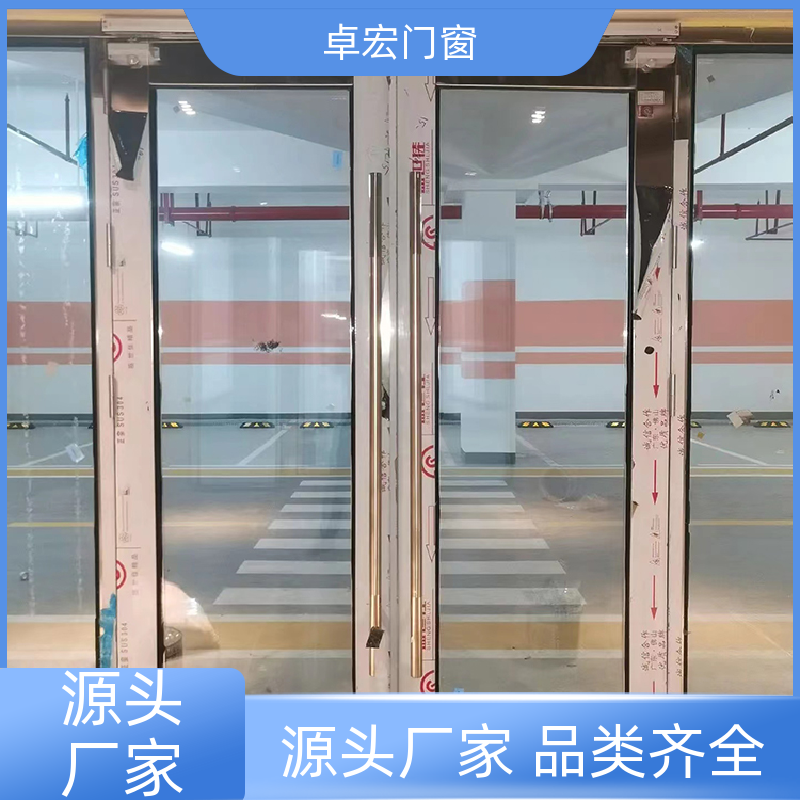 卓宏门窗承接工程丙级防火门安全通道厂家供应