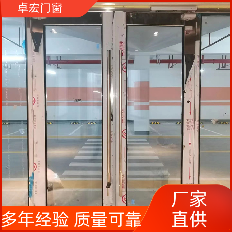 卓宏门窗公共场所丙级钢质防火门隔火阻燃按需定制源头厂家