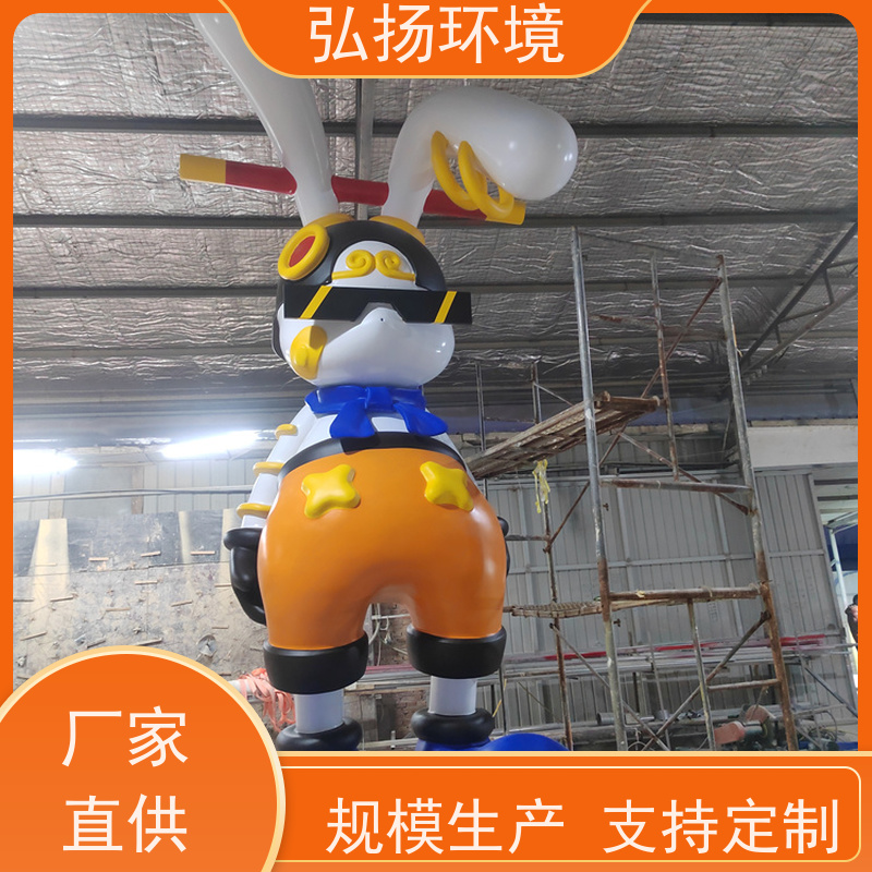 弘扬 草坪 无中间商 多年经验 口碑好 玻璃钢卡通人物雕塑