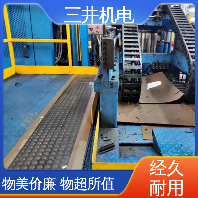 三井 防滑耐磨压敏地毯 安装方便 自由拼接 耐腐蚀 撕裂性
