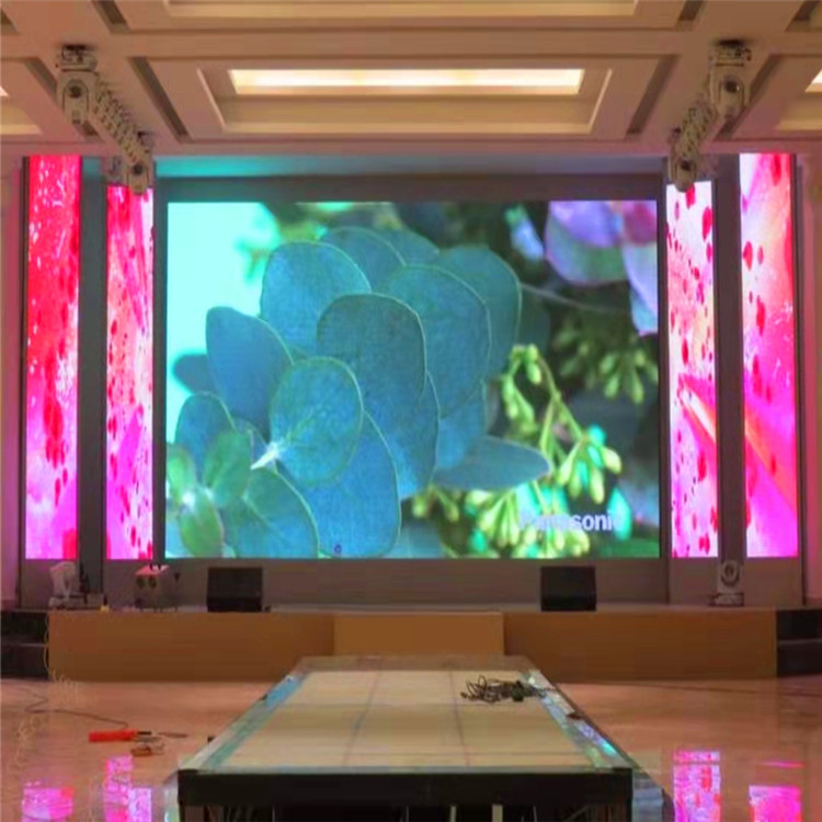 江/阴酒店LED显示屏软模定制可定制滑轨屏移动屏
