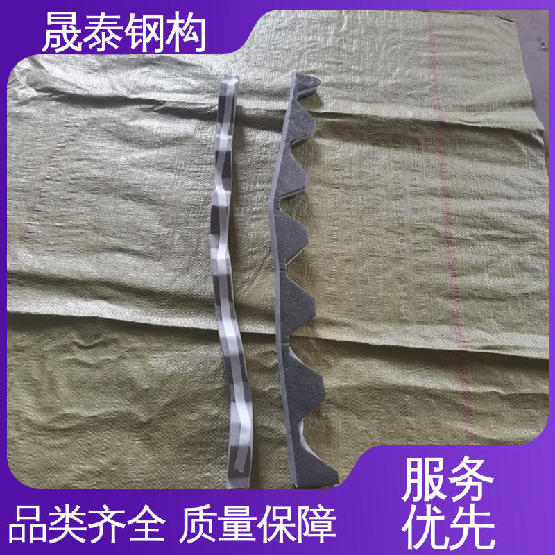 晟泰钢构 角驰470/760/840彩钢瓦屋脊檐口密封胶条 大量现货 波纹板 