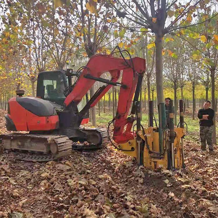中拓铲刀式四瓣移树机 多功能带土球起树设备 装载机起苗机