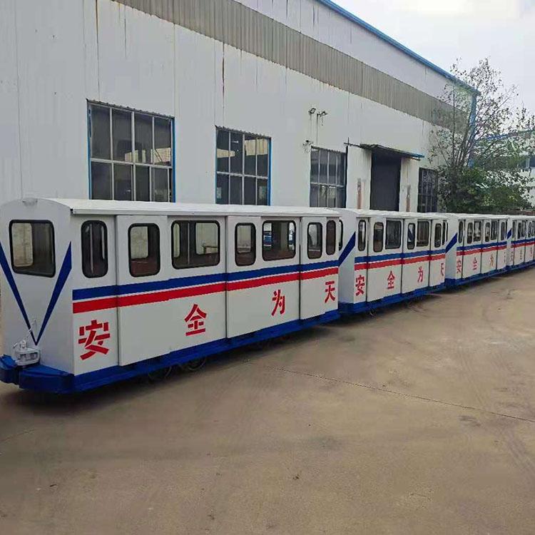 中拓 平巷人车 运送人员设备牵引机车 矿业运输设备
