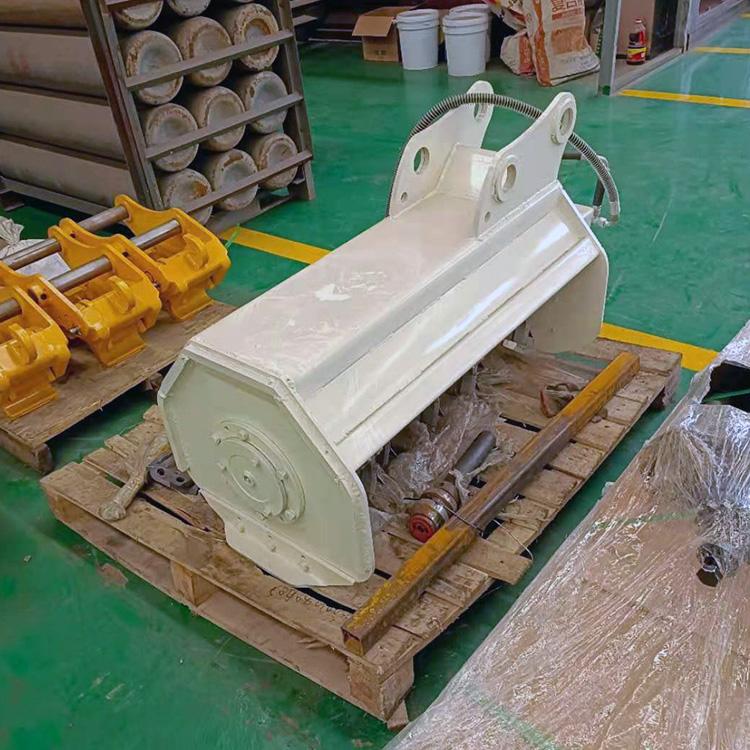 中拓 挖掘机双轴割草机 河道护坡打草机 微挖属具除草机