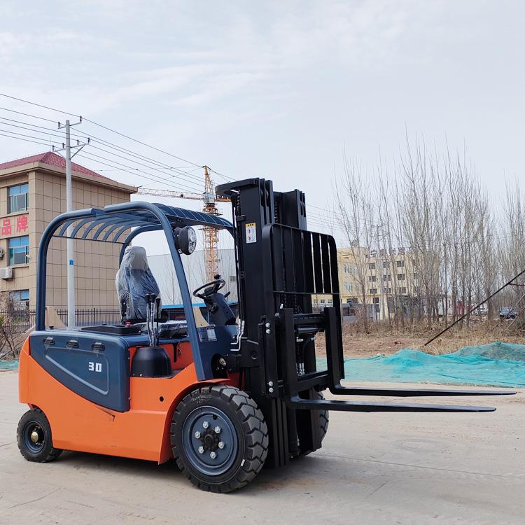 中拓新能源四轮座驾式纯电动叉车 仓库搬运设备 小型搬运车机