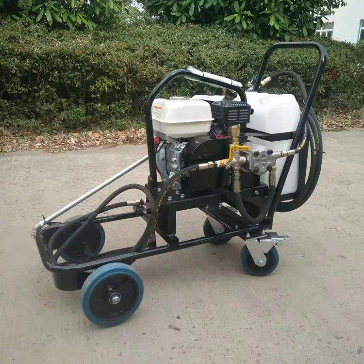 中拓沥青撒布机 小型洒布机设备 路面汽柴油喷洒机