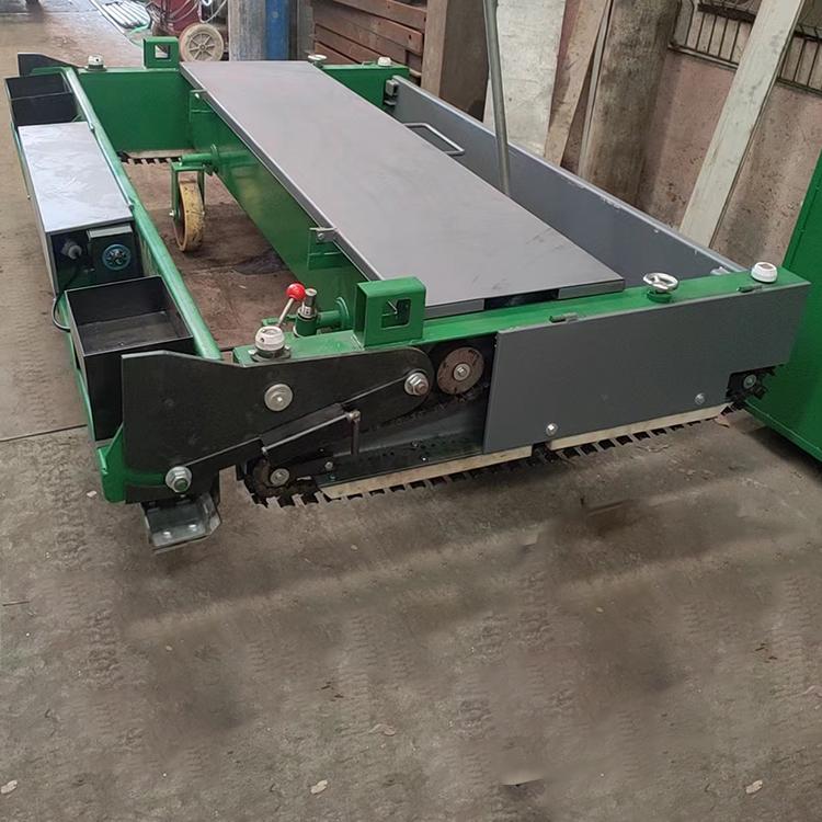 中旺 全自动塑胶跑道摊铺机 橡胶颗粒平铺机 操场铺装机