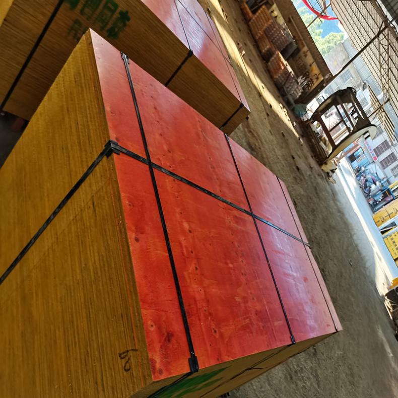 工程木方建筑木模板建筑模板 酚醛镜面 厚度：10—18mm 怪兽木业