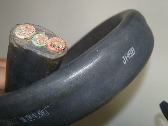 银顺牌防水扁电缆 JHSB-3X16型 潜水泵用 紫铜线芯16外径