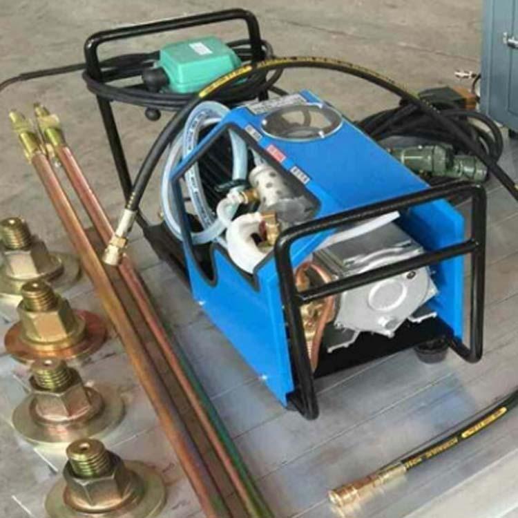 电动水压泵与皮带硫化机水压板之间是相输相成的工作关系