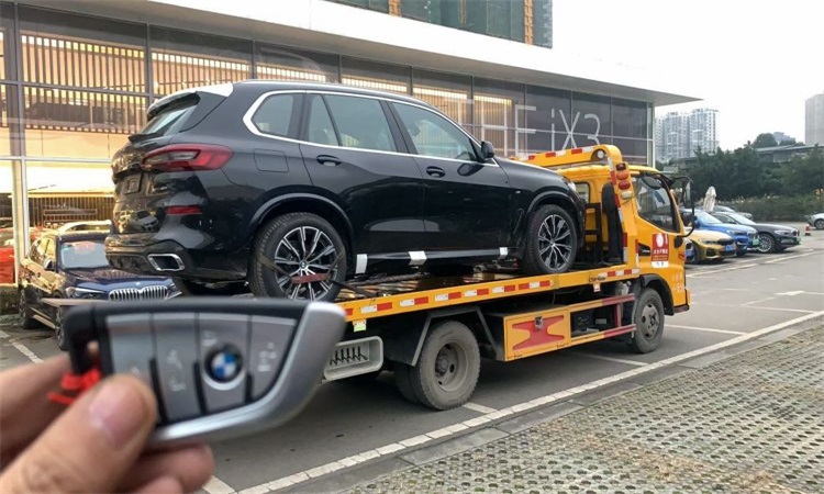 济宁 威海 金百顺 邮寄豪华车 拖运SUV车 异地上门取车 往返运输燃油车