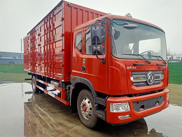 国六东风多利卡D9杂项危险品车 9类危货运输车