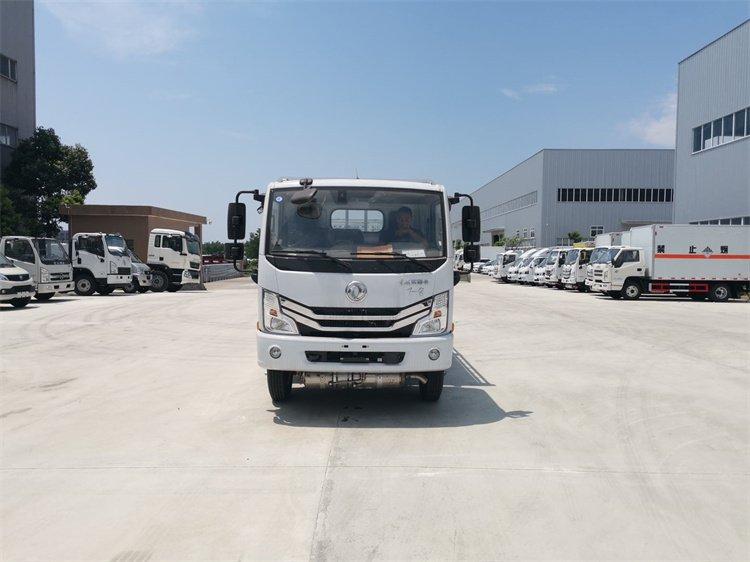 东风多利卡小黄牌4.2米气瓶运输车 玉柴140马力