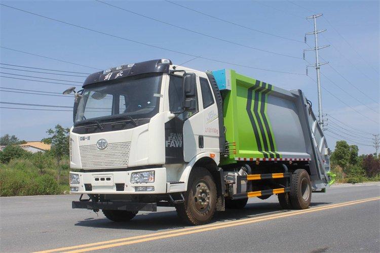 12方压缩垃圾车 解放底盘 上户无忧 全国包送 可按揭