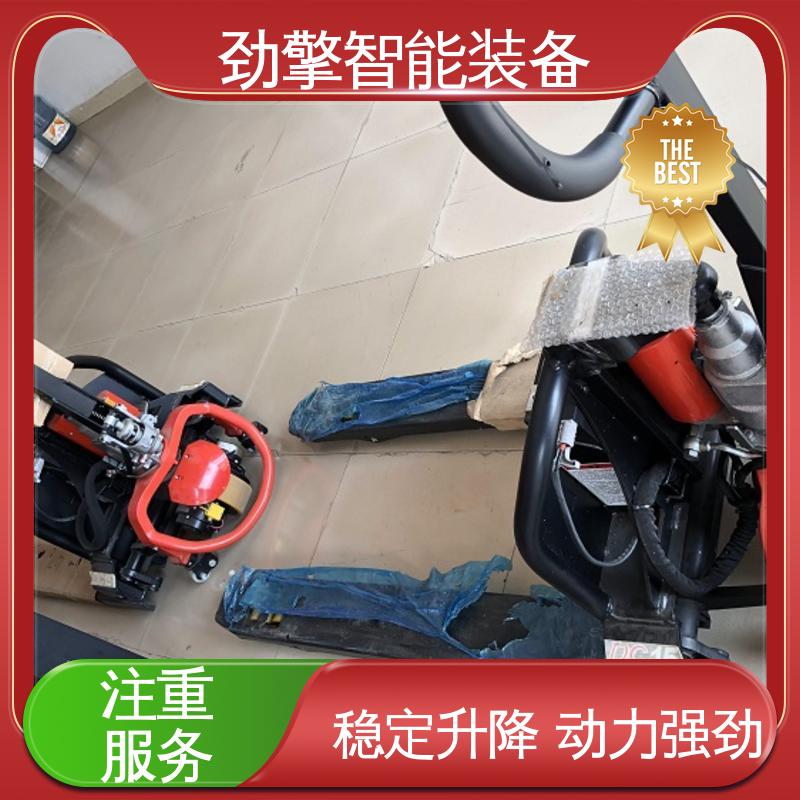 南 宁合力 电动叉车 手柄灵活 易于操控 动力强劲