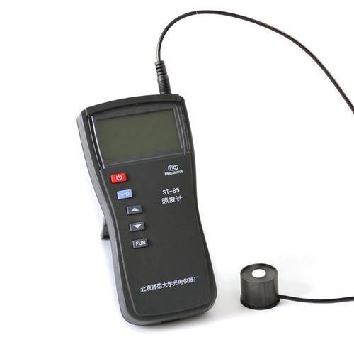 ST-85数字照度计可用来测量白炽灯荧光灯LED灯发出的可见光照度
