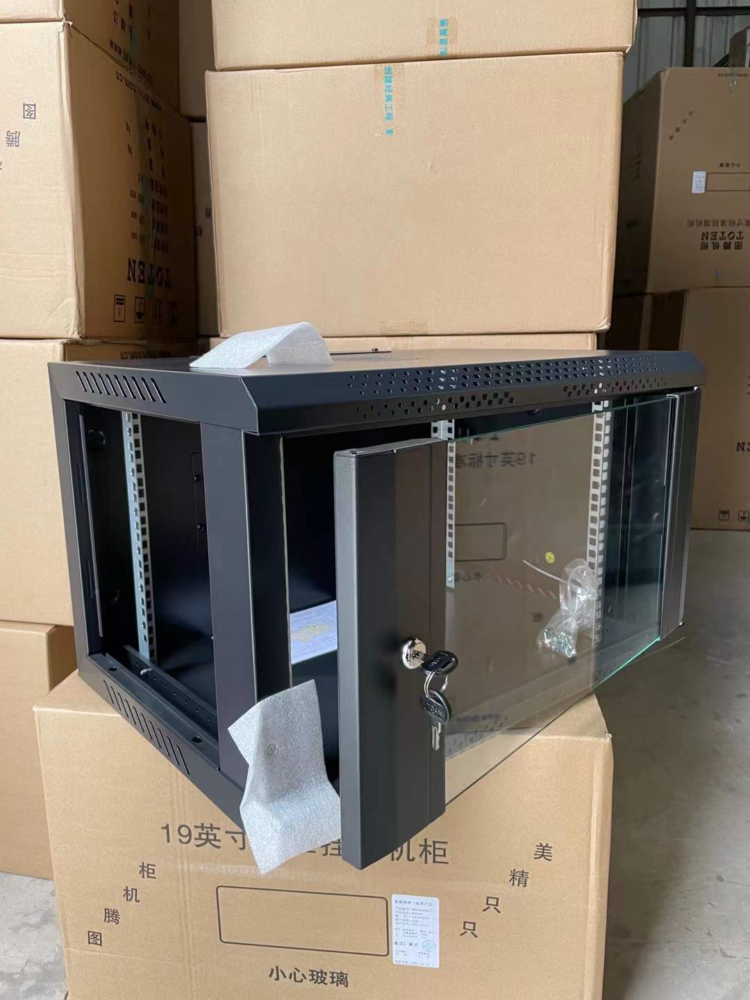 结构紧固耐用 计算机机房用 图腾/金盾 众图机柜厂