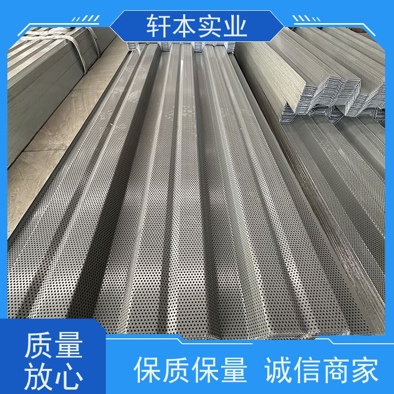 鞍钢 宽度1400彩钢板 节能环保 材质优良 重量轻 耐热