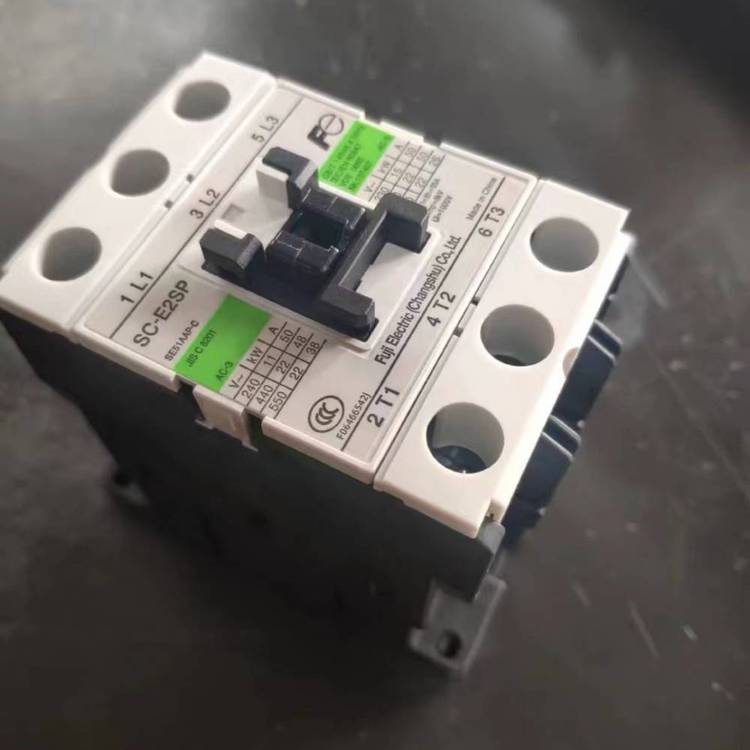 常 熟富士交流接触器SC-E2 电梯用 220V SE51AAP-C