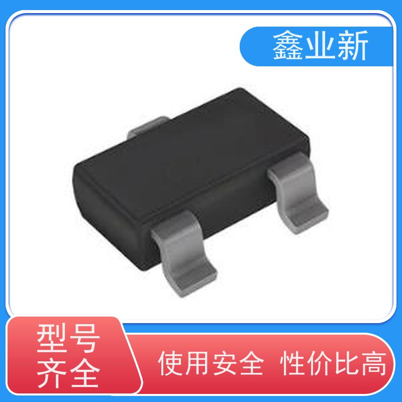  MelGeek M68机械键盘 电竞游戏 有线银色茶轴电 严选原材 品质放心