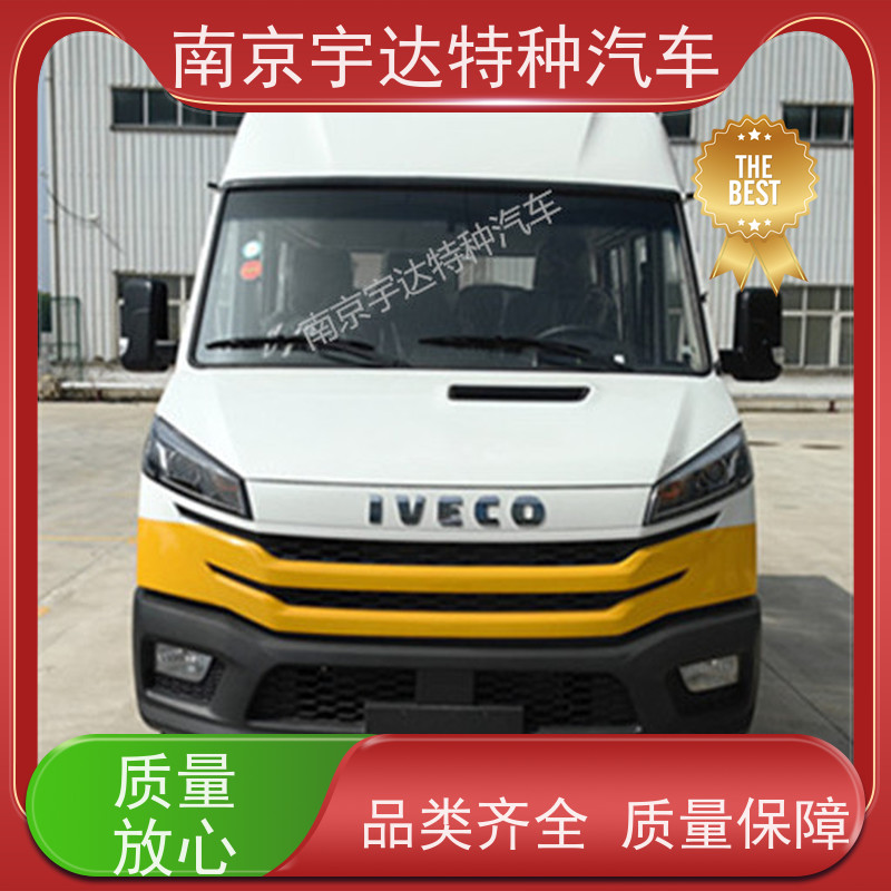 依维柯13座工程车 NJ5046XGCZA-1 电力工程抢险车