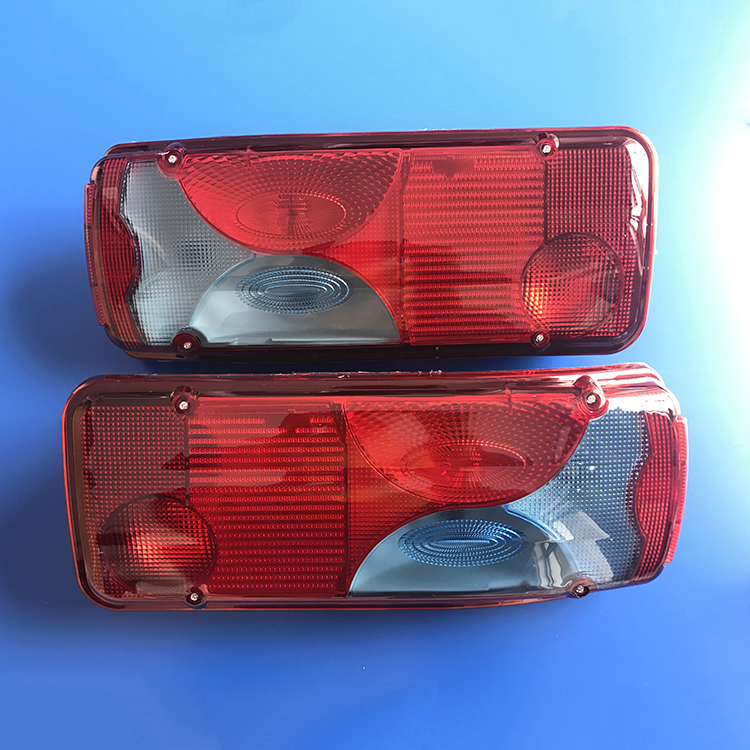 消防车配件 德国曼消防车后尾灯