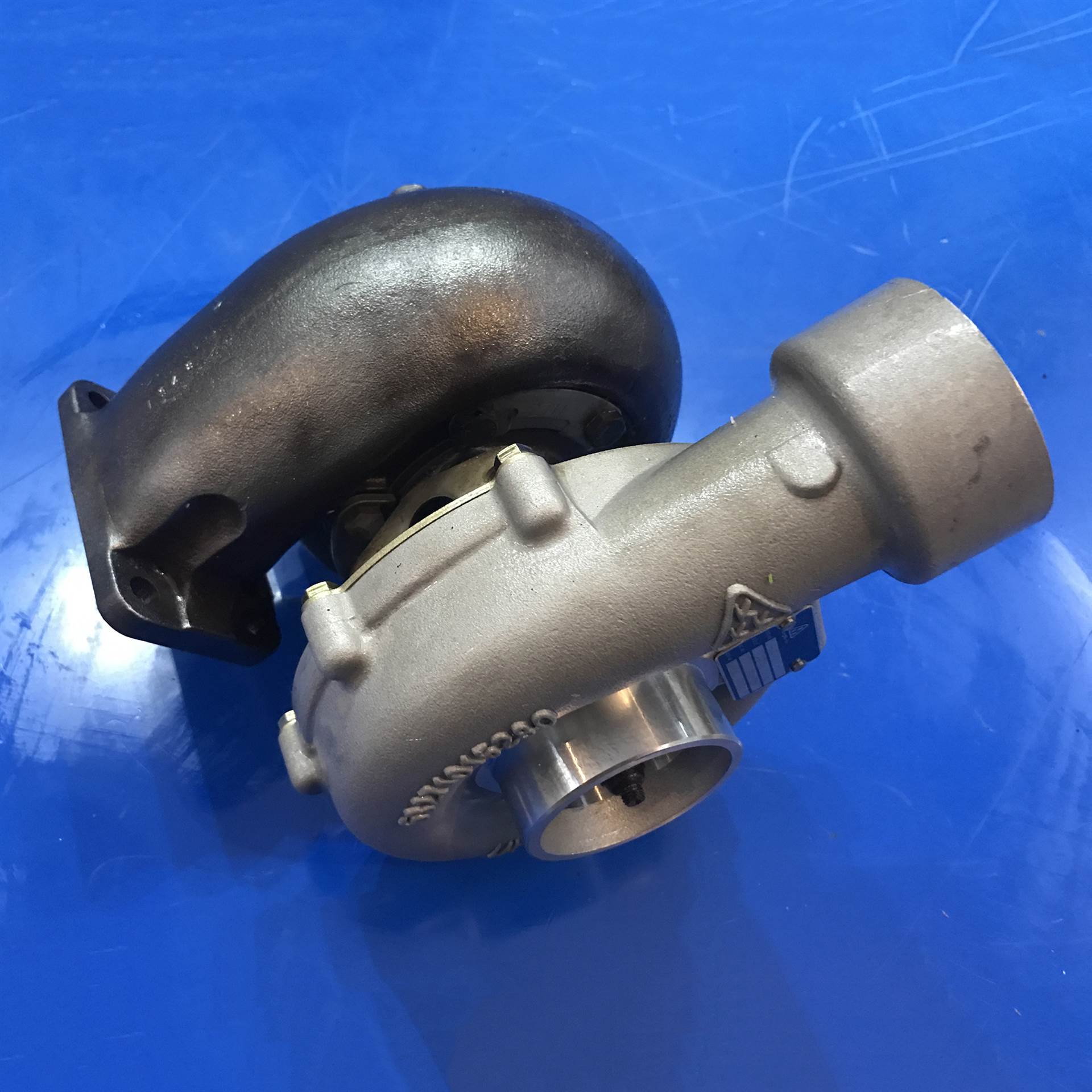 奔驰3341发动机涡轮增压器 奔驰泵车涡轮增压器 奔驰原厂配件