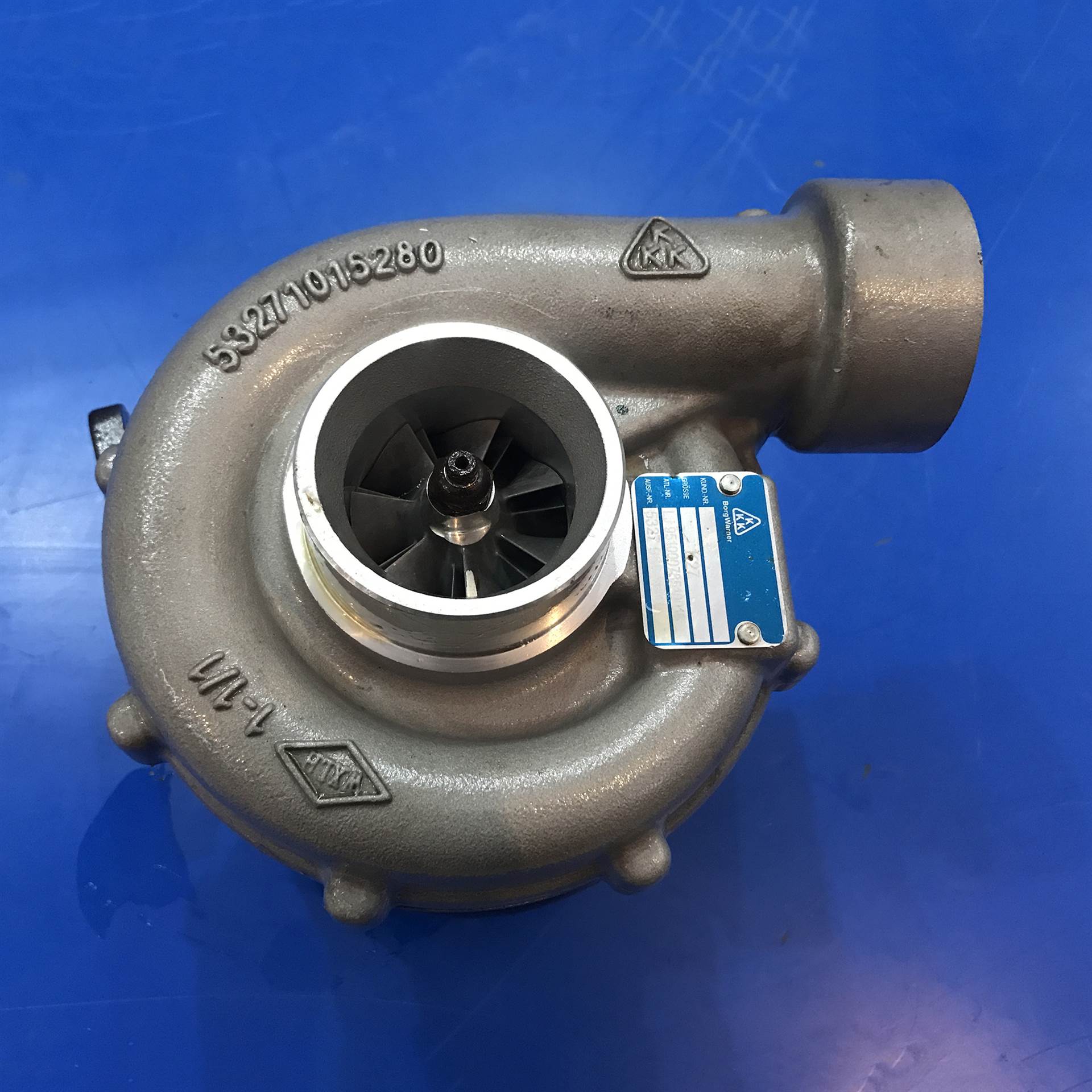 奔驰4141泵车涡轮增压器 奔驰发动机配件