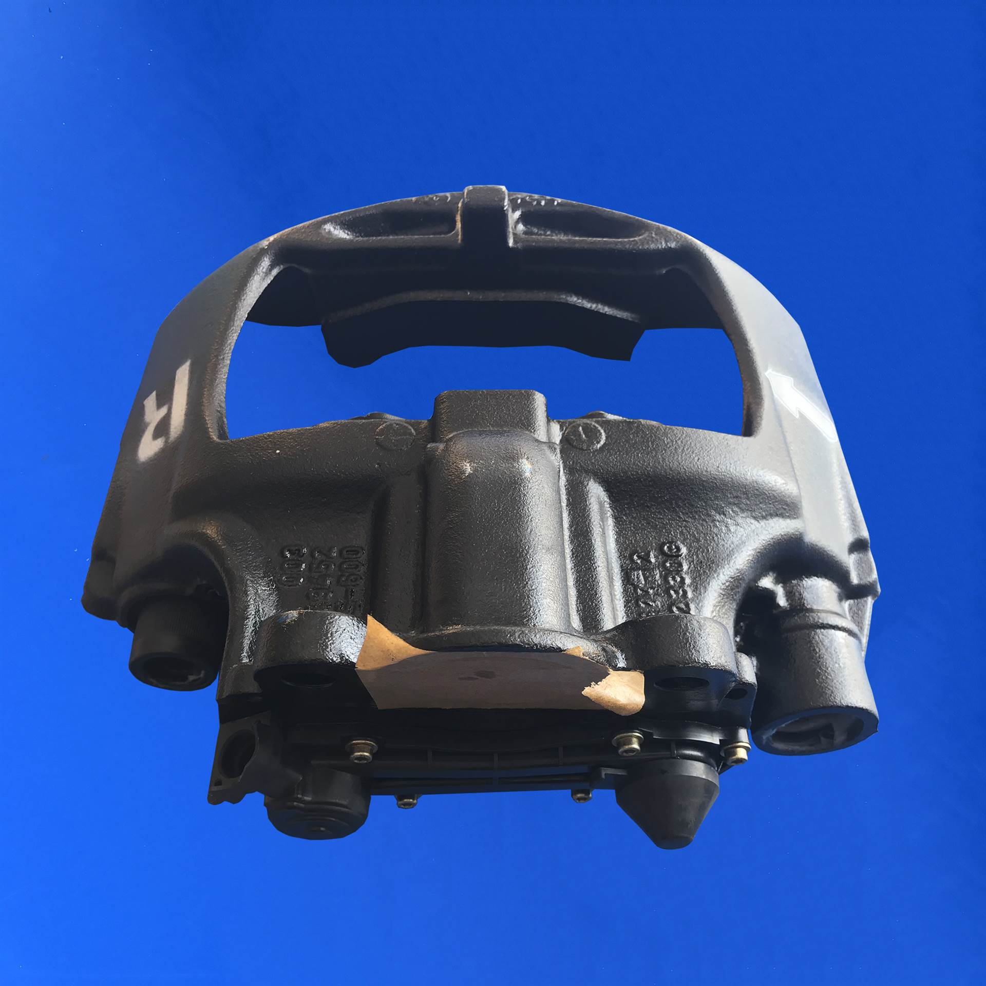 唐山奔驰卡车配件 奔驰卡车刹车卡钳