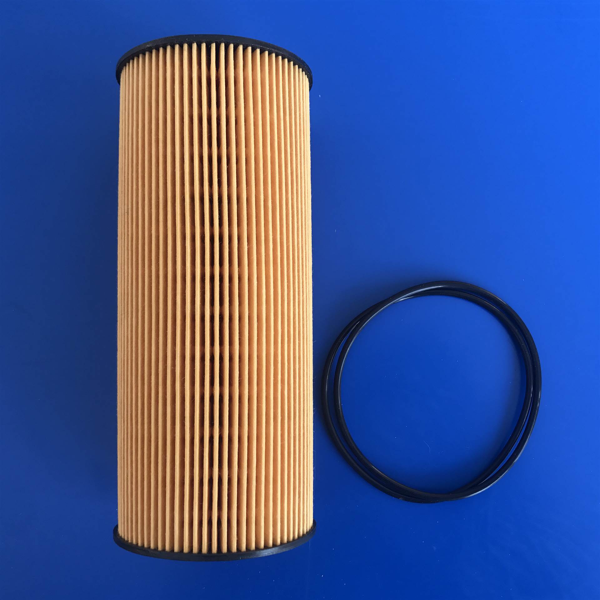 奔驰3341泵车发动机机滤 奔驰泵车发动机机油滤芯 奔驰原厂配件