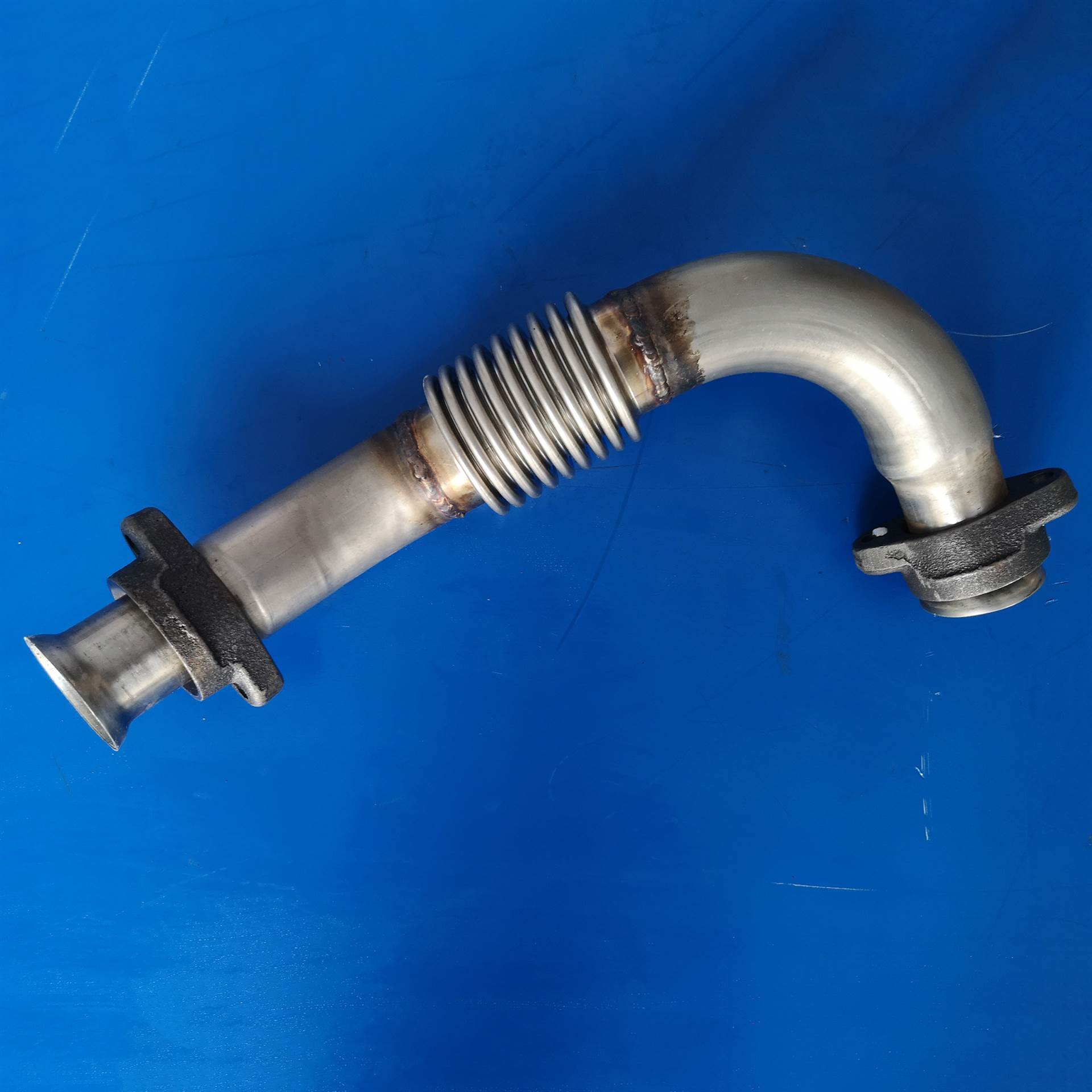 三一奔驰泵车配件 奔驰泵车发动机排气管 奔驰泵车原厂配件