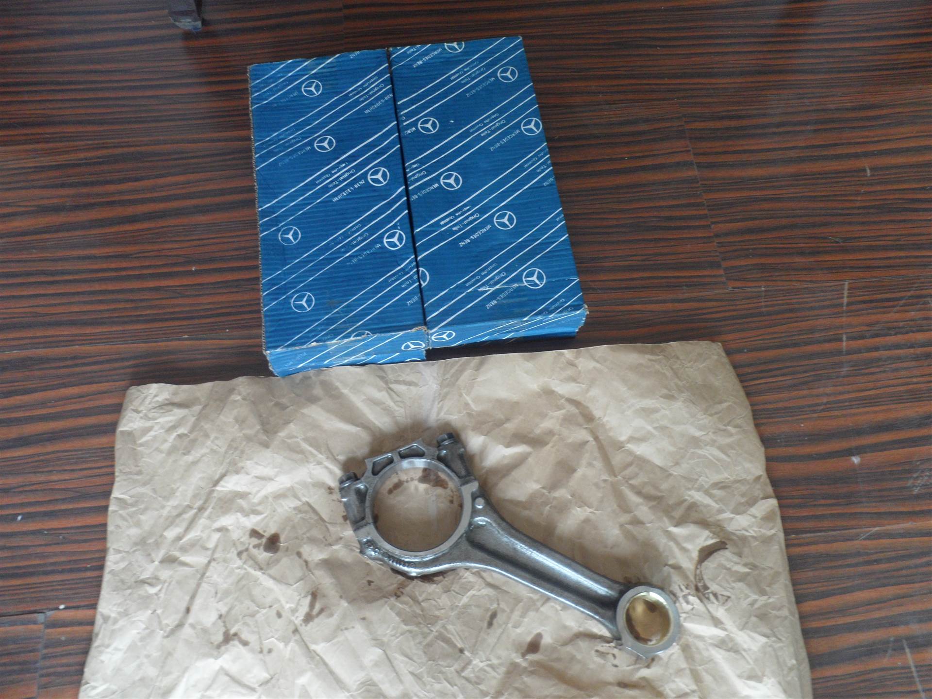 宁波奔驰卡车配件 奔驰卡车发动机连杆 奔驰卡车发动机配件