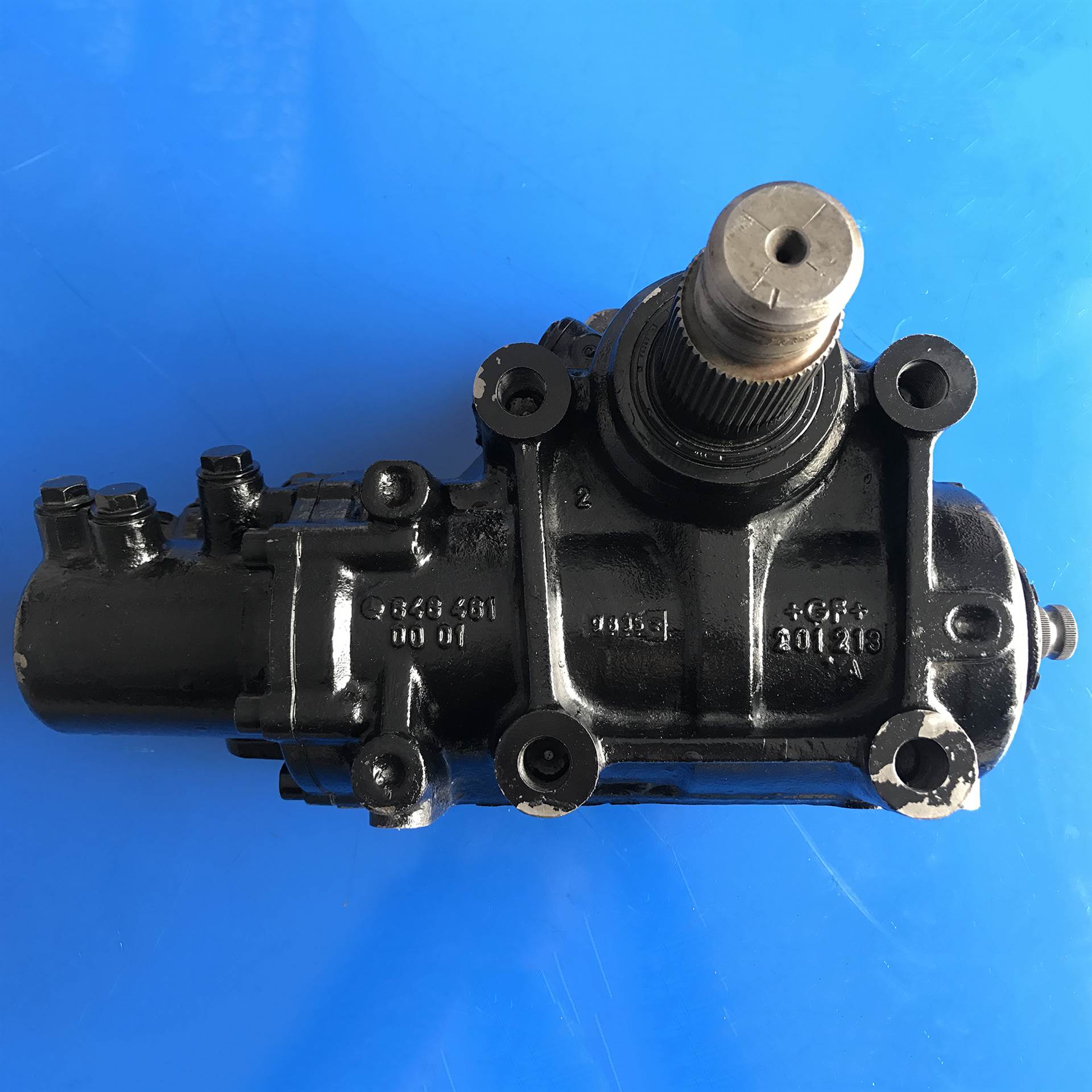 北京奔驰卡车配件 奔驰卡车LS8转向机总成