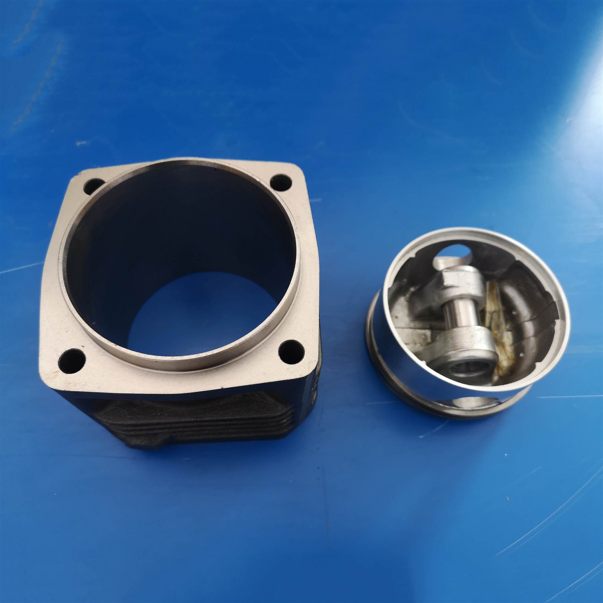 四川泵车配件 奔驰泵车欧三打气泵四配套