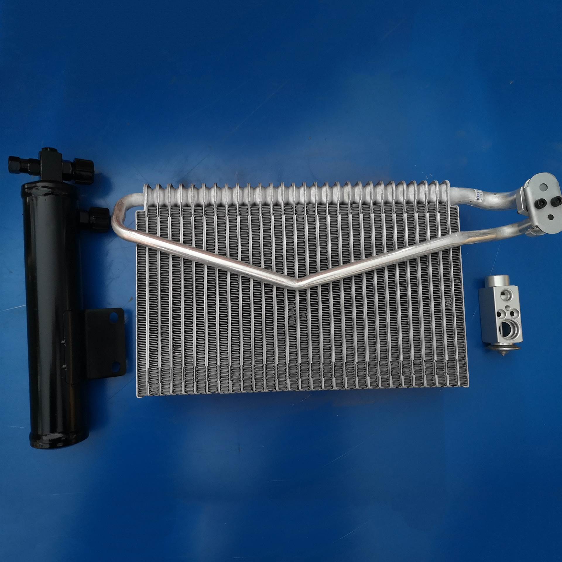 奔驰卡车配件 奔驰卡车空调蒸发箱 奔驰重卡原副厂配件