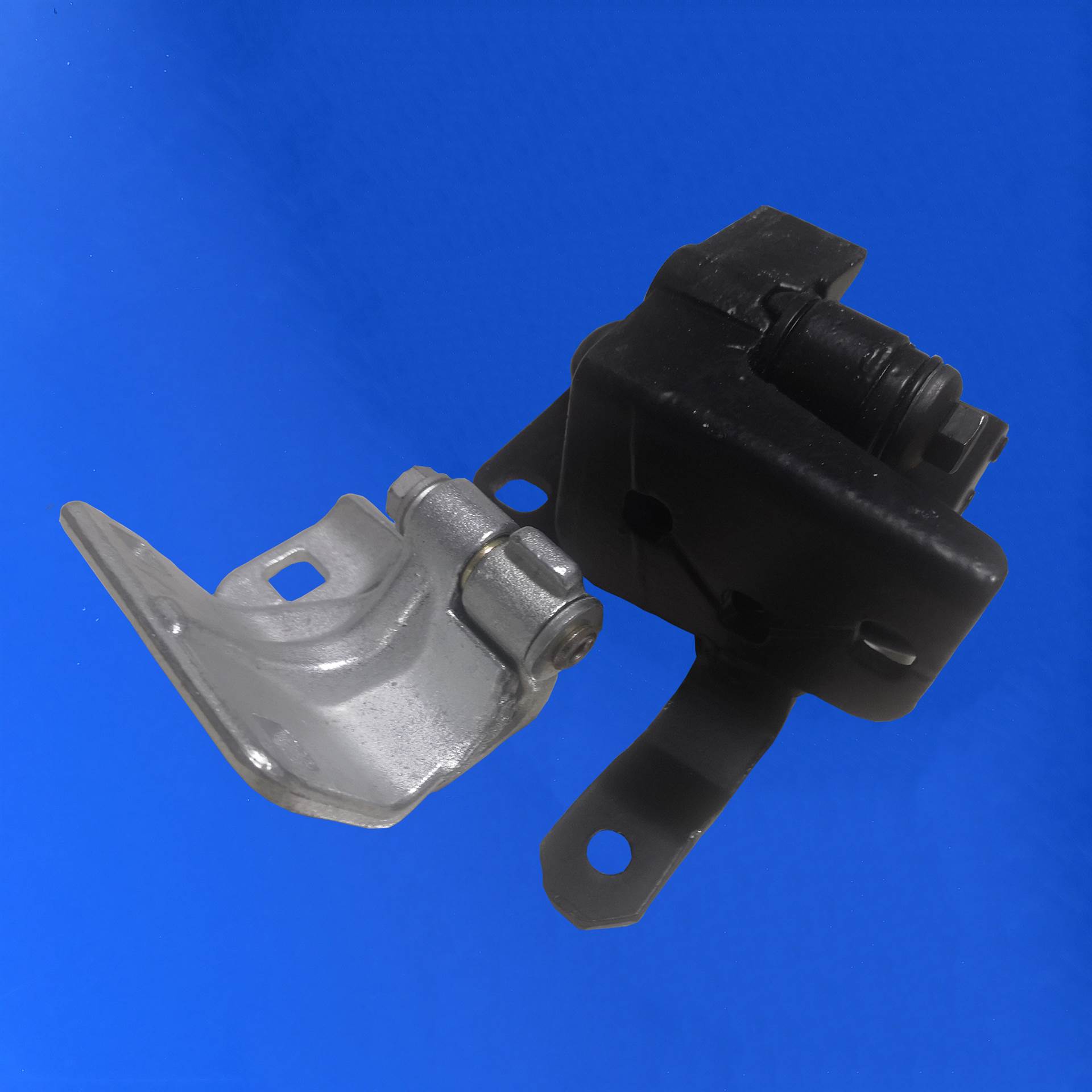 三一奔驰泵车配件 奔驰泵车车门铰链 奔驰泵车原厂配件