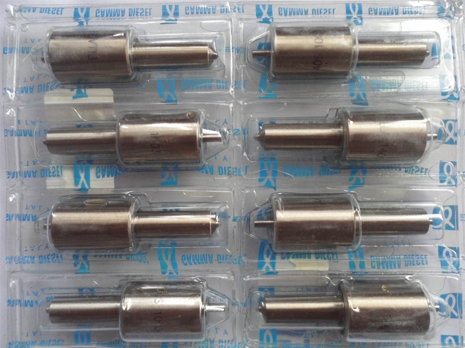 内蒙古奔驰卡车配件 奔驰卡车喷油嘴 奔驰卡车配件厂家