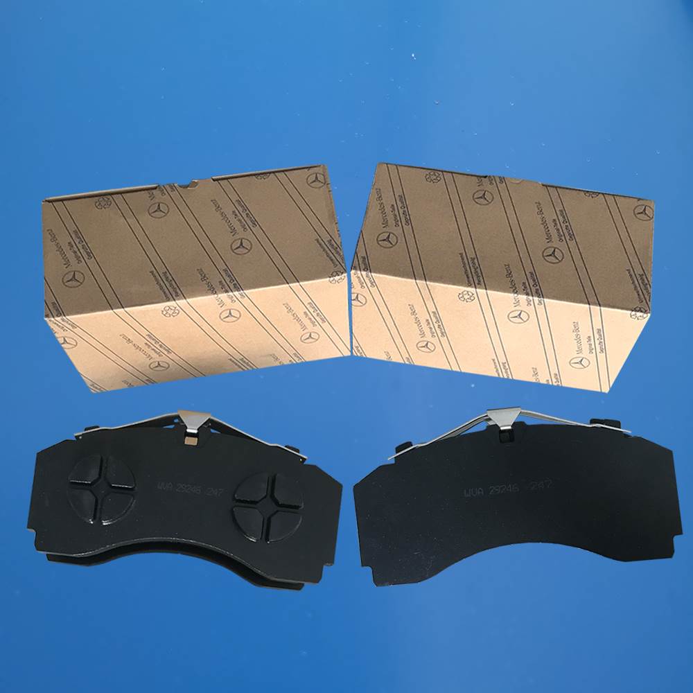 德国原厂奔驰卡车配件 奔驰卡车前轮刹车片 奔驰卡车原厂配件