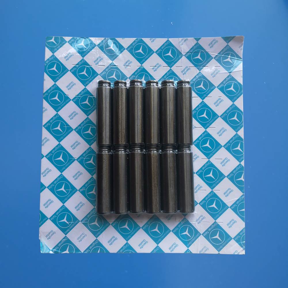 奔驰4141配件 奔驰4141泵车气门导管 奔驰泵车配件