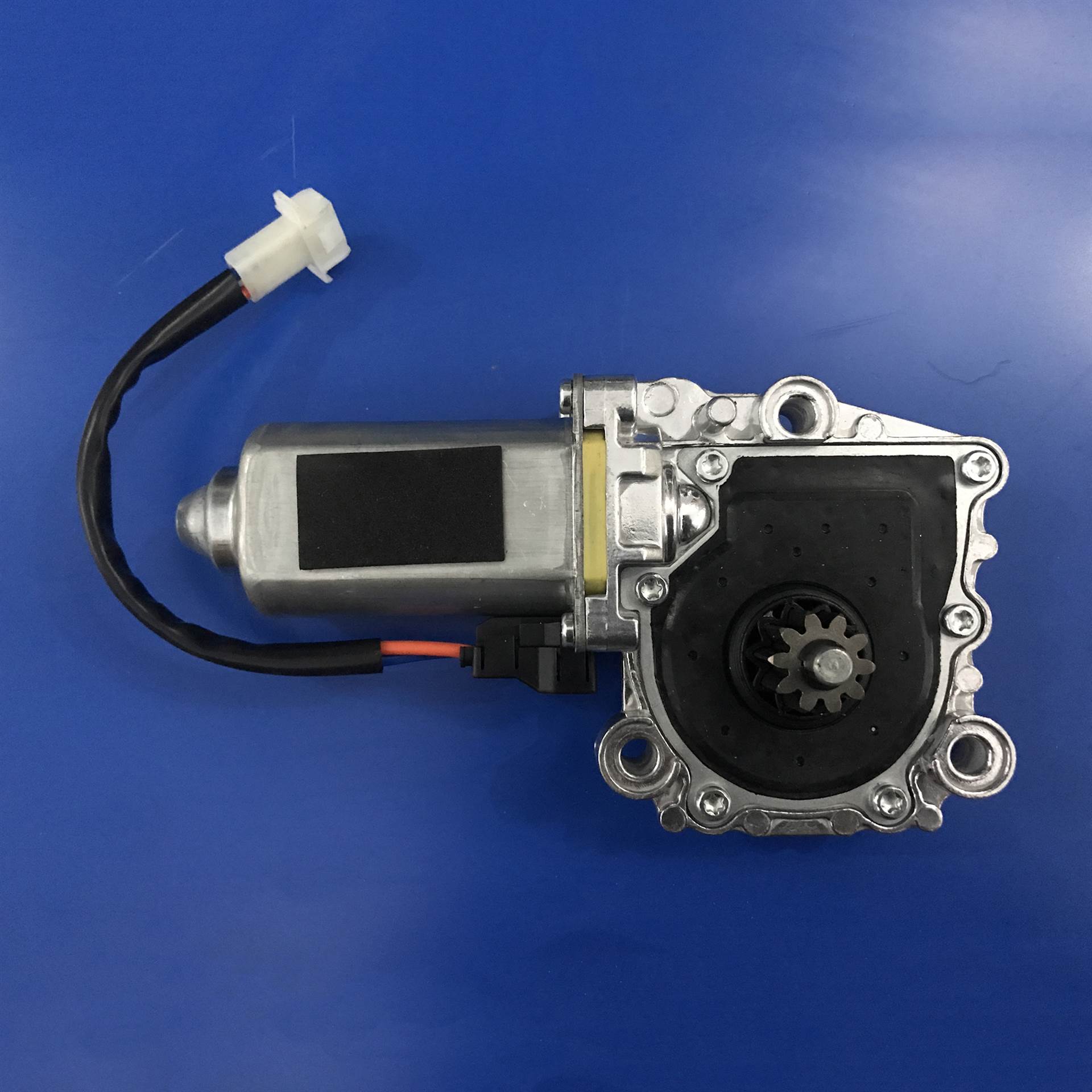 奔驰消防车配件 奔驰消防车玻璃升降器电机 进口奔驰消防车配件