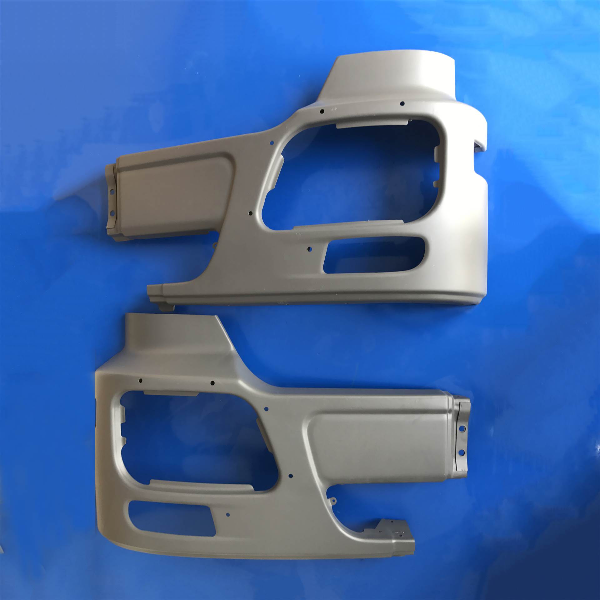 济南奔驰重卡配件 奔驰卡车保险杠