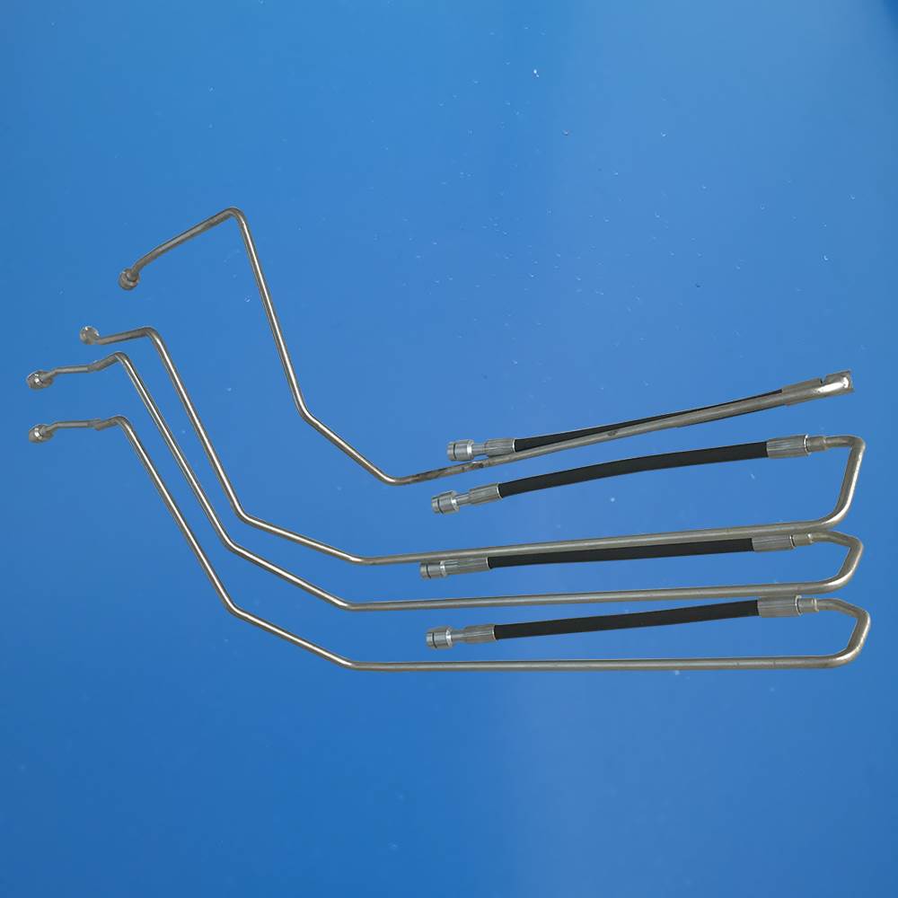 奔驰3341泵车配件 奔驰泵车上排档油管 奔驰泵车原厂配件