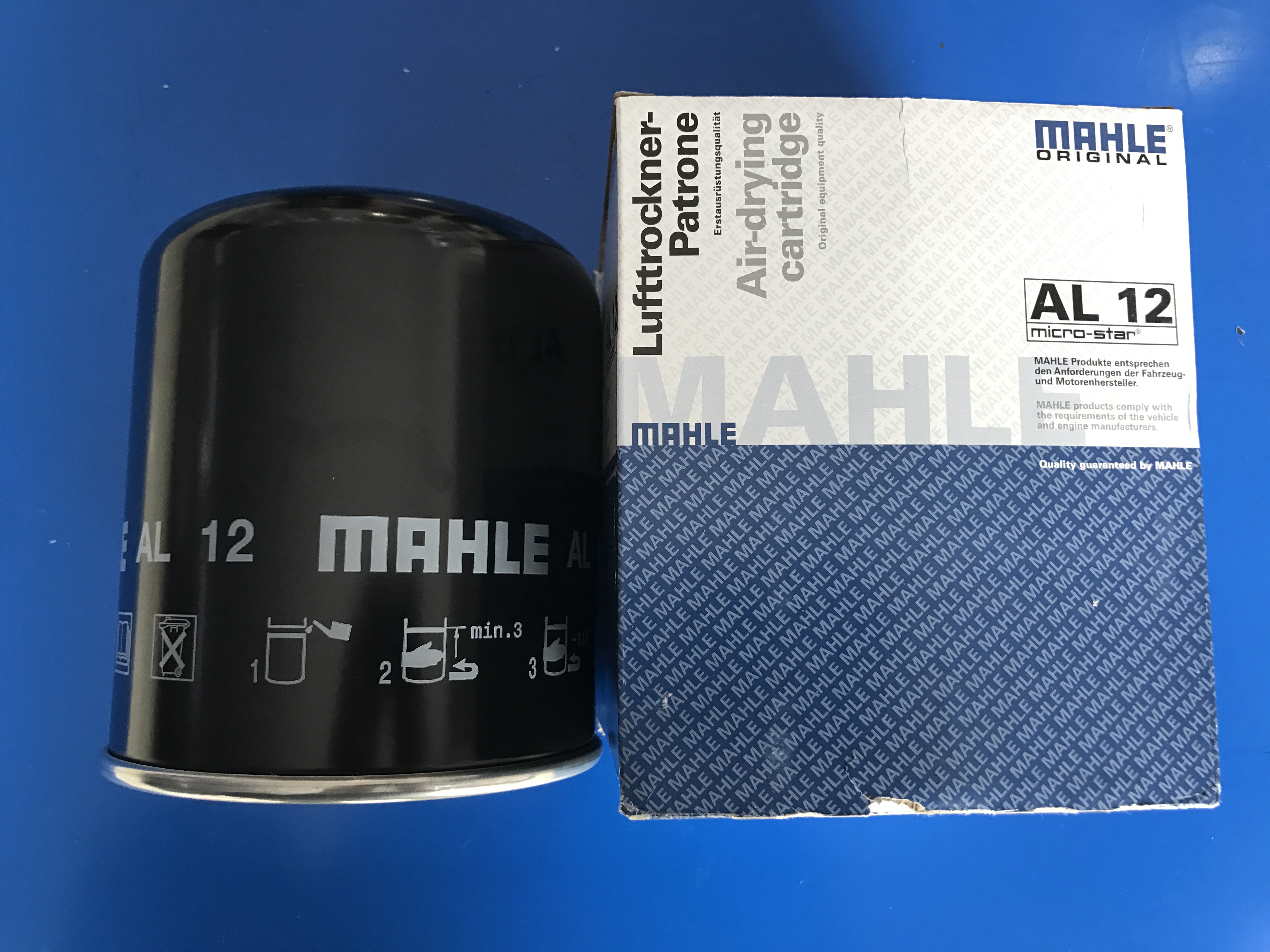 济南奔驰卡车配件 干燥器滤芯原厂 A0004300969