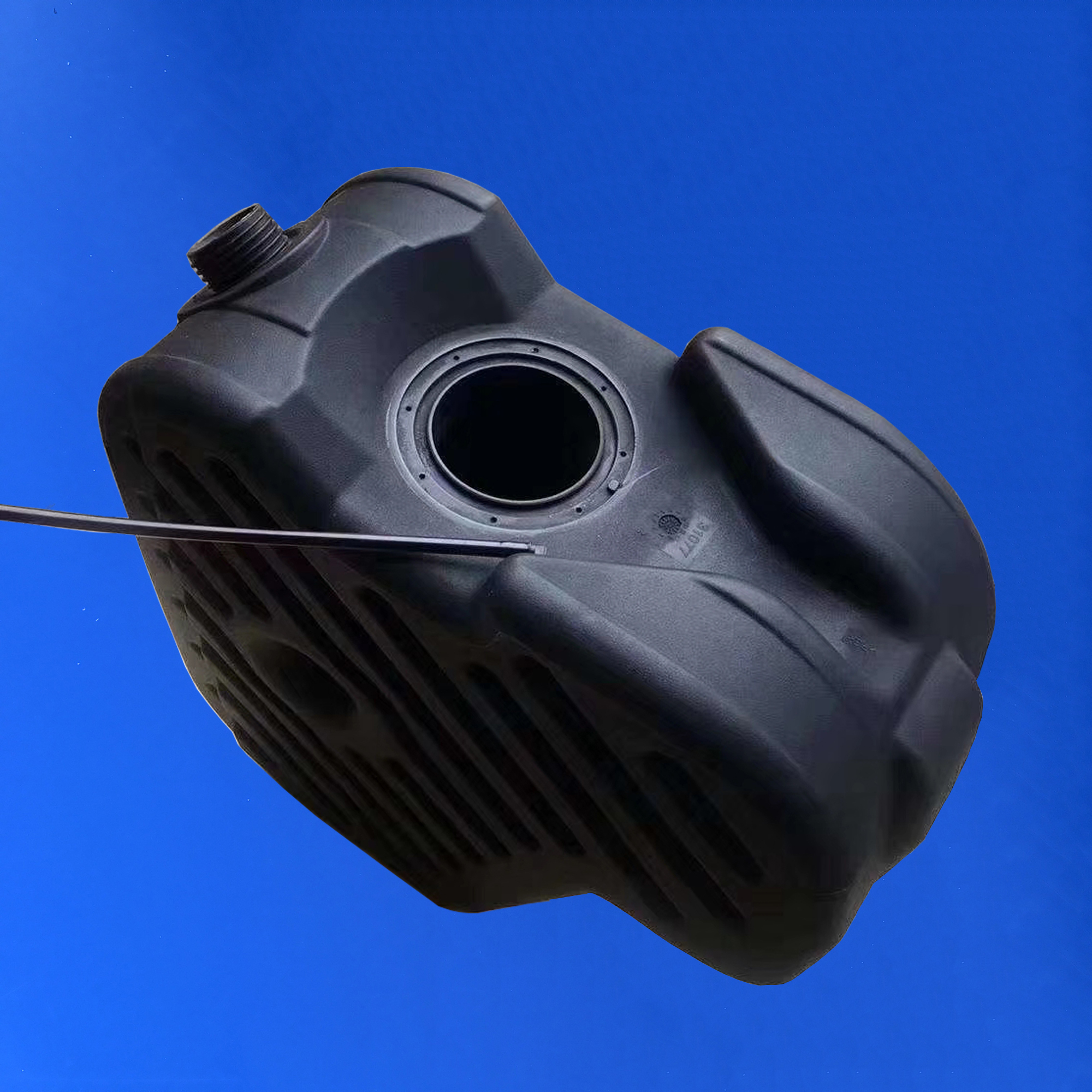 沃尔沃重卡配件 沃尔沃重卡尿素箱