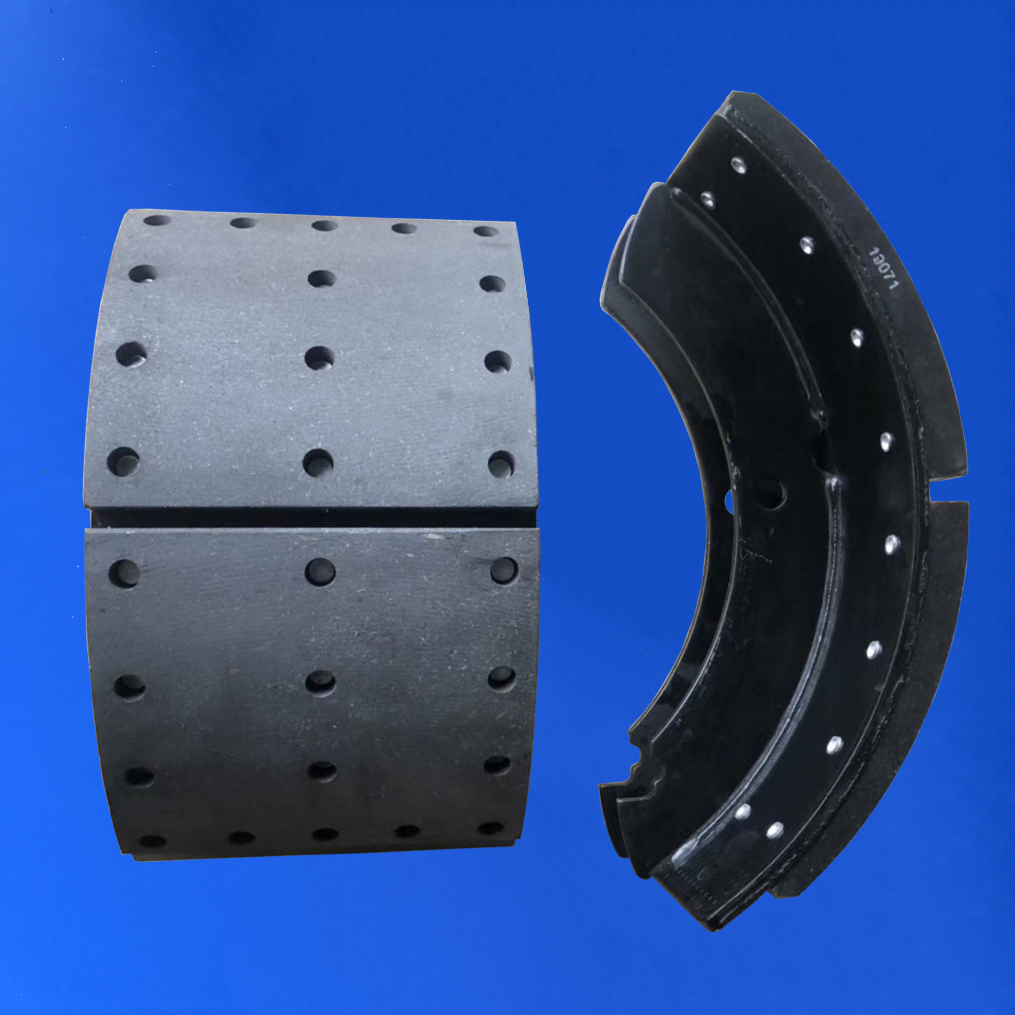 沃尔沃消防车配件 沃尔沃消防车鼓刹片 沃尔沃进口配件